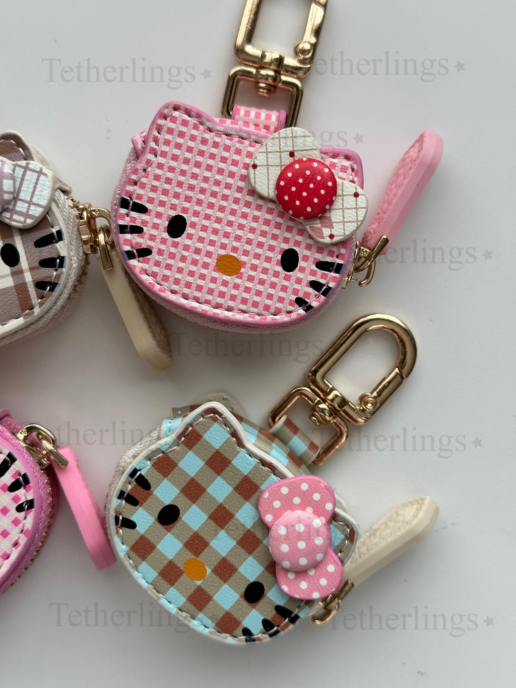 SHIPS QUICK From The US! Kitty Head Vegan Leather zipper Charm, Backpack Bag Charm, Handbag Purse Key Chain Airtag holder Headphone Earbuds __etsy:7406137971