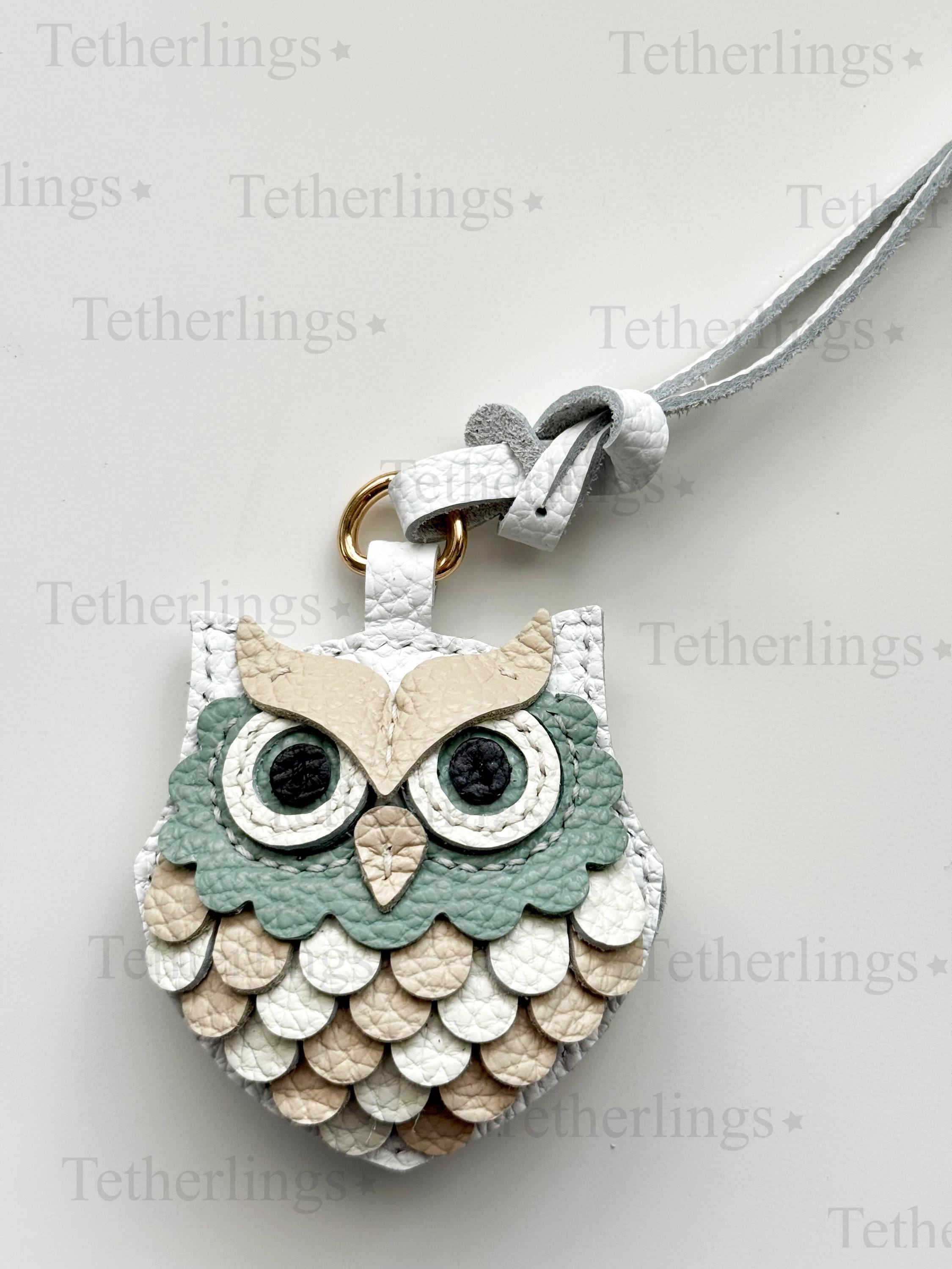 SHIPS QUICK From The US! Snow Owl Genuine Leather Charm, Handmade Bag Purse Backpack Key Chain __etsy:7818812091
