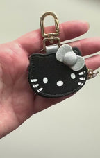 Kitty Head Vegan Leather zipper Charm Airtag Holder