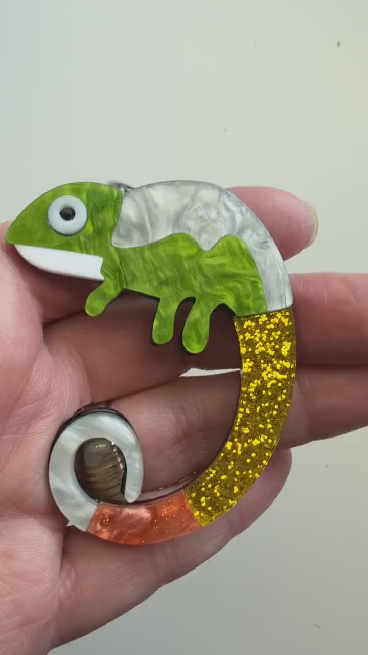 Acrylic Gecko Lizard Pendant Brooch and Keychain